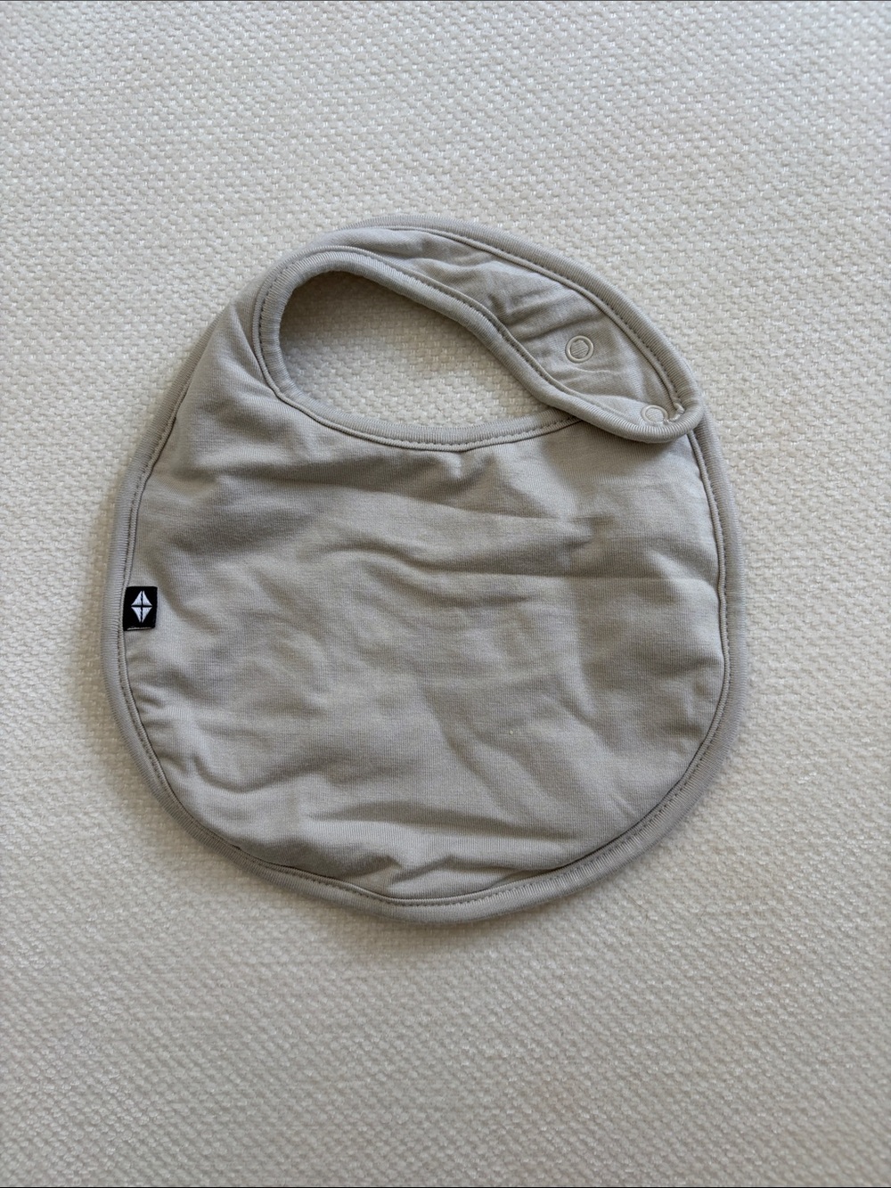 Kyte BABY Cushy Bib in Oat